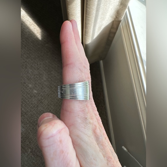 Handmade spoon ring - Picture 10 of 13